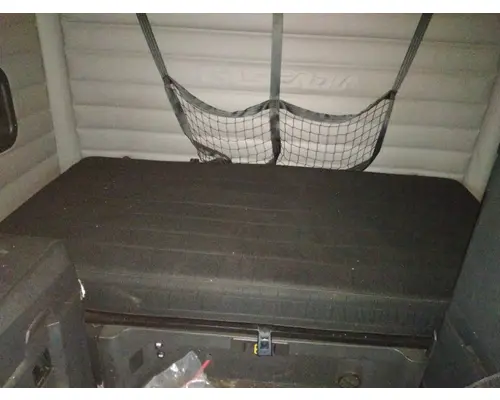 FREIGHTLINER CASCADIA 126 WHOLE TRUCK FOR RESALE