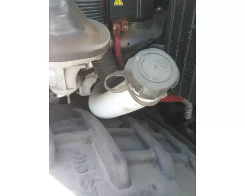 FREIGHTLINER CASCADIA 126 WINDSHIELD WASHER RESERVOIR
