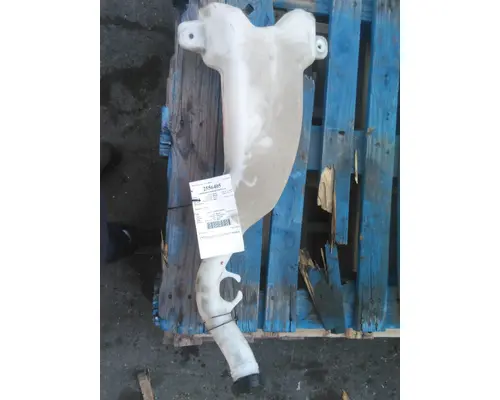 FREIGHTLINER CASCADIA 126 WINDSHIELD WASHER RESERVOIR