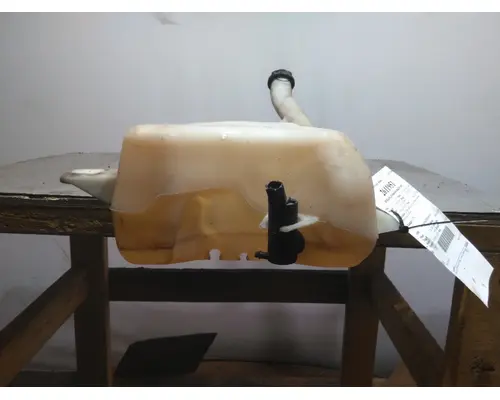 FREIGHTLINER CASCADIA 126 WINDSHIELD WASHER RESERVOIR