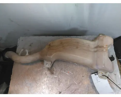 FREIGHTLINER CASCADIA 126 WINDSHIELD WASHER RESERVOIR