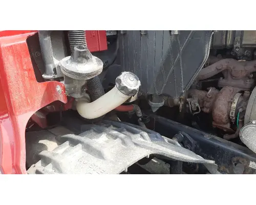 FREIGHTLINER CASCADIA 126 WINDSHIELD WASHER RESERVOIR