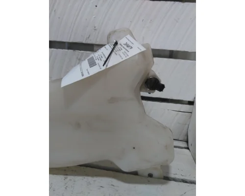 FREIGHTLINER CASCADIA 126 WINDSHIELD WASHER RESERVOIR