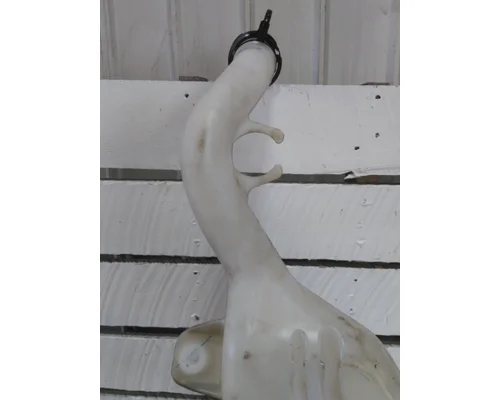 FREIGHTLINER CASCADIA 126 WINDSHIELD WASHER RESERVOIR