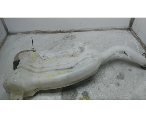 FREIGHTLINER CASCADIA 126 WINDSHIELD WASHER RESERVOIR