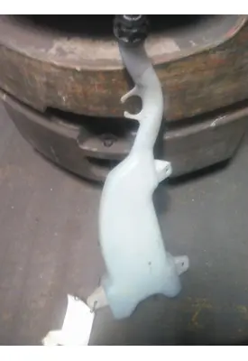 FREIGHTLINER CASCADIA 126 WINDSHIELD WASHER RESERVOIR