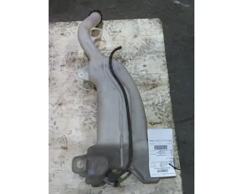 FREIGHTLINER CASCADIA 126 WINDSHIELD WASHER RESERVOIR