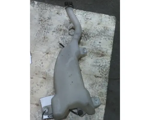 FREIGHTLINER CASCADIA 126 WINDSHIELD WASHER RESERVOIR
