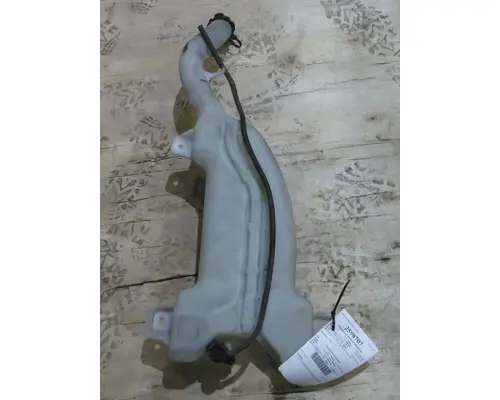 FREIGHTLINER CASCADIA 126 WINDSHIELD WASHER RESERVOIR