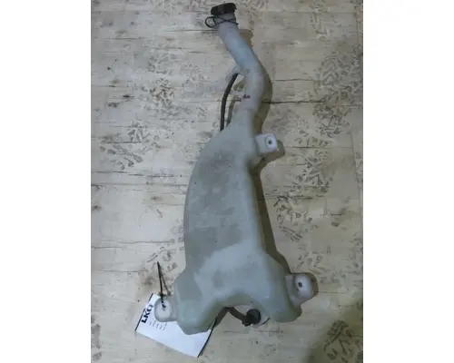 FREIGHTLINER CASCADIA 126 WINDSHIELD WASHER RESERVOIR