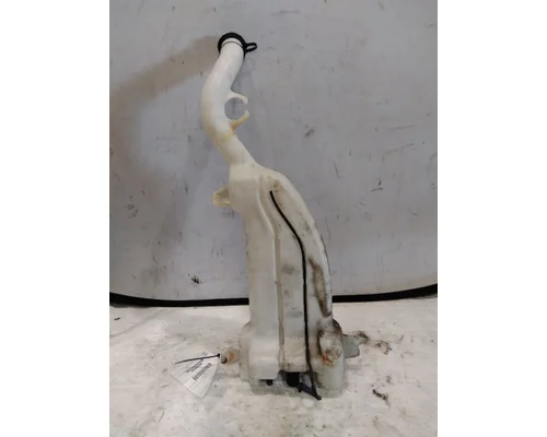 FREIGHTLINER CASCADIA 126 WINDSHIELD WASHER RESERVOIR