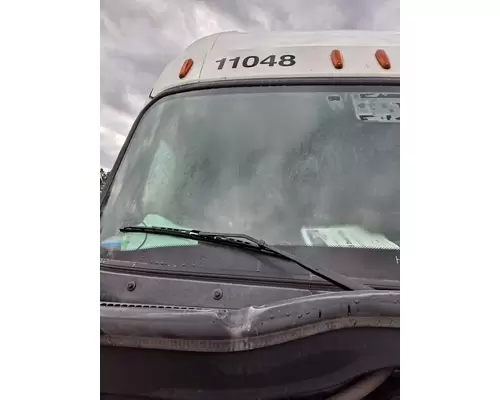 FREIGHTLINER CASCADIA 126 WINDSHIELD WIPER ARM