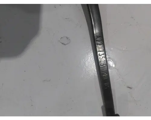 FREIGHTLINER CASCADIA 126 WINDSHIELD WIPER ARM