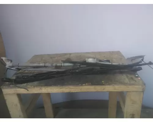 FREIGHTLINER CASCADIA 126 WINDSHIELD WIPER ASSEMBLY