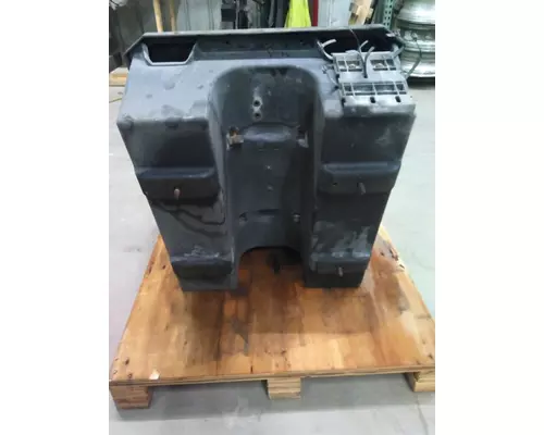 FREIGHTLINER CASCADIA 132 BATTERY BOX