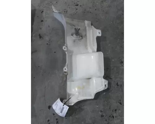 FREIGHTLINER CASCADIA 132 COWL