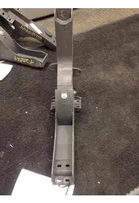 FREIGHTLINER CASCADIA 132 FENDER BRACKET/MOUNT