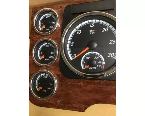 FREIGHTLINER CASCADIA 132 GAUGE CLUSTER