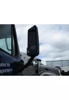 FREIGHTLINER CASCADIA 132 MIRROR ASSEMBLY CAB/DOOR