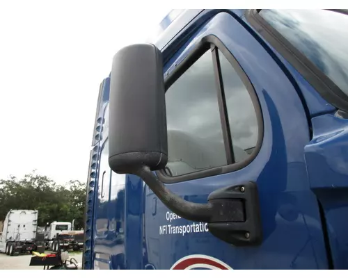 FREIGHTLINER CASCADIA 132 MIRROR ASSEMBLY CABDOOR