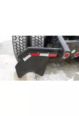 FREIGHTLINER CASCADIA 132 MUD FLAP HANGER