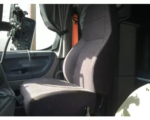 FREIGHTLINER CASCADIA 132 SEAT, FRONT