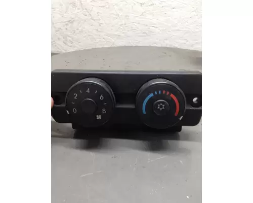 FREIGHTLINER CASCADIA 132 TEMPERATURE CONTROL