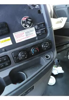 FREIGHTLINER CASCADIA 132 TEMPERATURE CONTROL