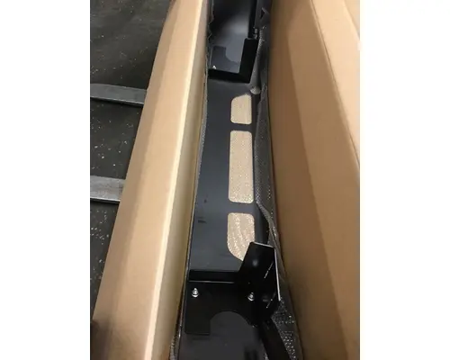 FREIGHTLINER CASCADIA 2007-2018 BUMPER ASSEMBLY, FRONT