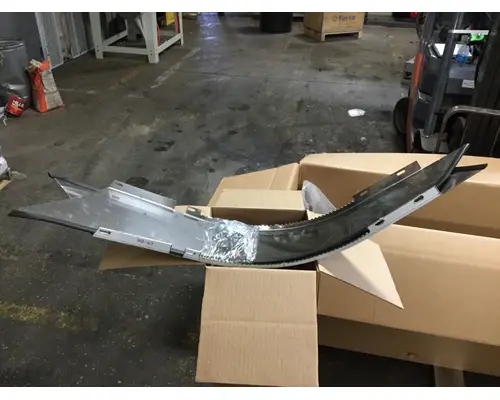 FREIGHTLINER CASCADIA 2007-2018 BUMPER ASSEMBLY, FRONT