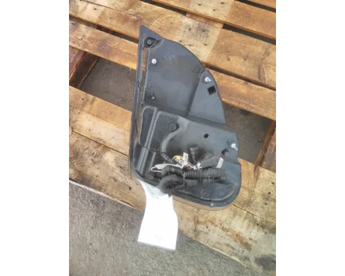 FREIGHTLINER CASCADIA 2007-2019 HEADLAMP ASSEMBLY
