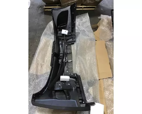 FREIGHTLINER CASCADIA 2007-2025 BUMPER ASSEMBLY, FRONT