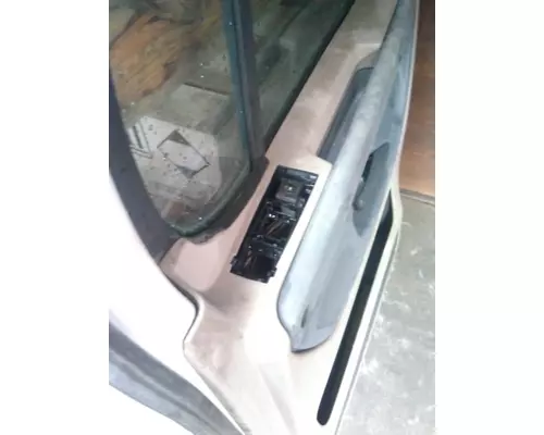 FREIGHTLINER CASCADIA 2008-2018 DOOR ASSEMBLY, FRONT