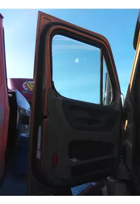 FREIGHTLINER CASCADIA 2008-2018 DOOR ASSEMBLY, FRONT