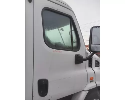 FREIGHTLINER CASCADIA 2008-2018 DOOR ASSEMBLY, FRONT