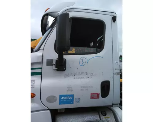 FREIGHTLINER CASCADIA 2008-2018 DOOR ASSEMBLY, FRONT