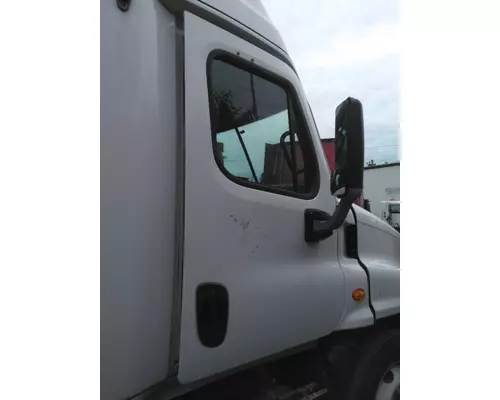 FREIGHTLINER CASCADIA 2008-2018 DOOR ASSEMBLY, FRONT