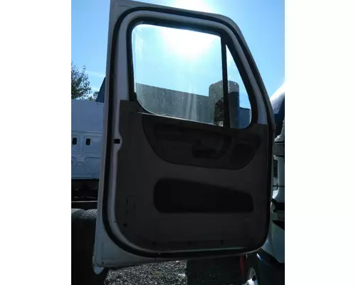 FREIGHTLINER CASCADIA 2008-2018 DOOR ASSEMBLY, FRONT