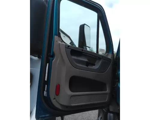 FREIGHTLINER CASCADIA 2008-2018 DOOR ASSEMBLY, FRONT