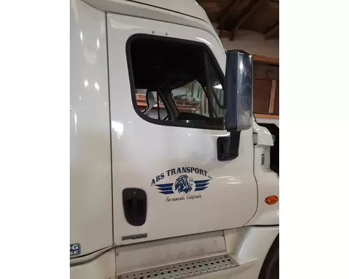 FREIGHTLINER CASCADIA 2008-2018 DOOR ASSEMBLY, FRONT