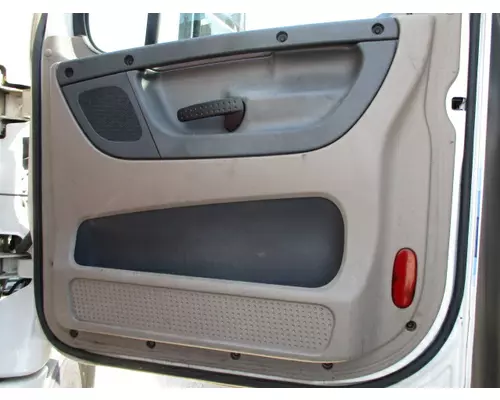 FREIGHTLINER CASCADIA 2008-2018 DOOR ASSEMBLY, FRONT
