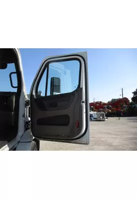 FREIGHTLINER CASCADIA 2008-2018 DOOR ASSEMBLY, FRONT