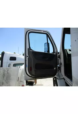 FREIGHTLINER CASCADIA 2008-2018 DOOR ASSEMBLY, FRONT