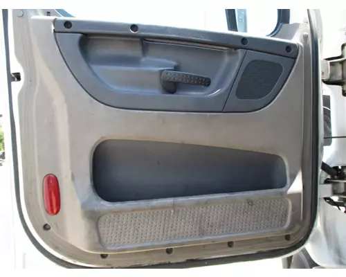 FREIGHTLINER CASCADIA 2008-2018 DOOR ASSEMBLY, FRONT