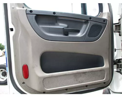FREIGHTLINER CASCADIA 2008-2018 DOOR ASSEMBLY, FRONT