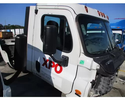 FREIGHTLINER CASCADIA 2008-2018 DOOR ASSEMBLY, FRONT