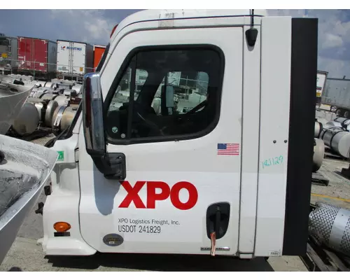 FREIGHTLINER CASCADIA 2008-2018 DOOR ASSEMBLY, FRONT