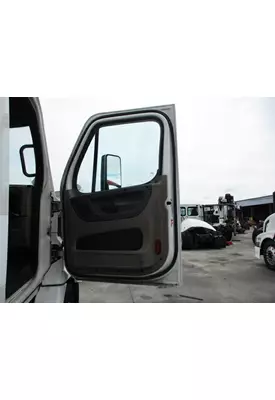FREIGHTLINER CASCADIA 2008-2018 DOOR ASSEMBLY, FRONT