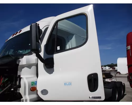 FREIGHTLINER CASCADIA 2008-2018 DOOR ASSEMBLY, FRONT