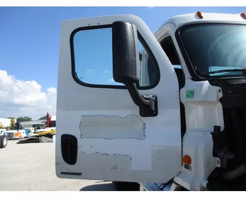 FREIGHTLINER CASCADIA 2008-2018 DOOR ASSEMBLY, FRONT